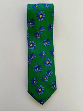 100% Silk Peter Fredrick Spring / Summer Green Tie with Blue Daisy Print